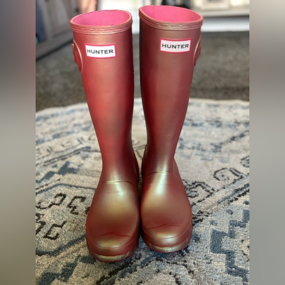 Pink iridescent Hunter boots - Picture 1 of 4